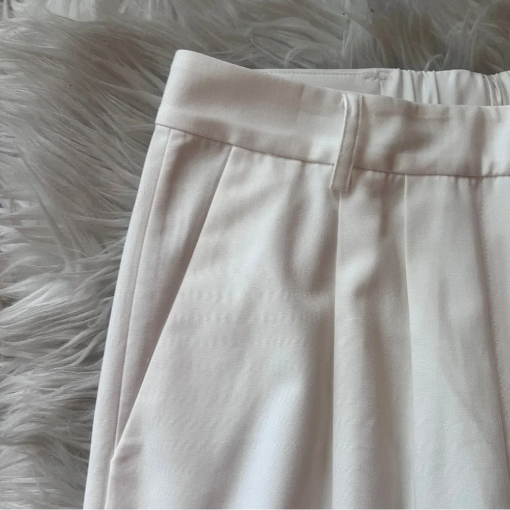 Ivory Pleated High Waist Straight Trousers - Picture 13 of 16